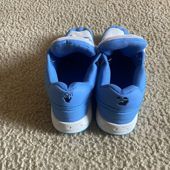 Off-white - Picture 2 of 4